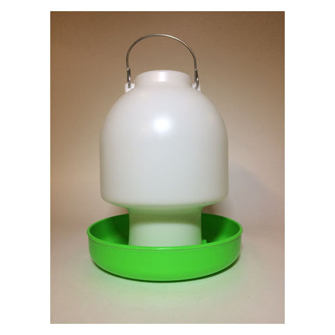 Plastic Green & White Ball Waterer 2.5L